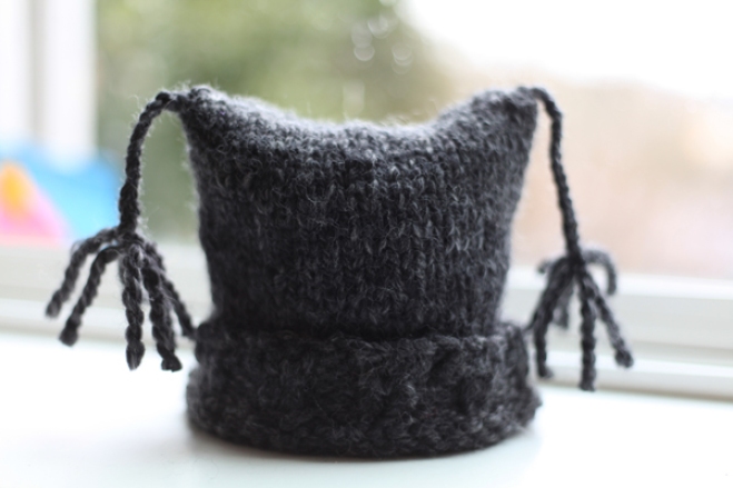 Sew Well - Knit Newborn Hat